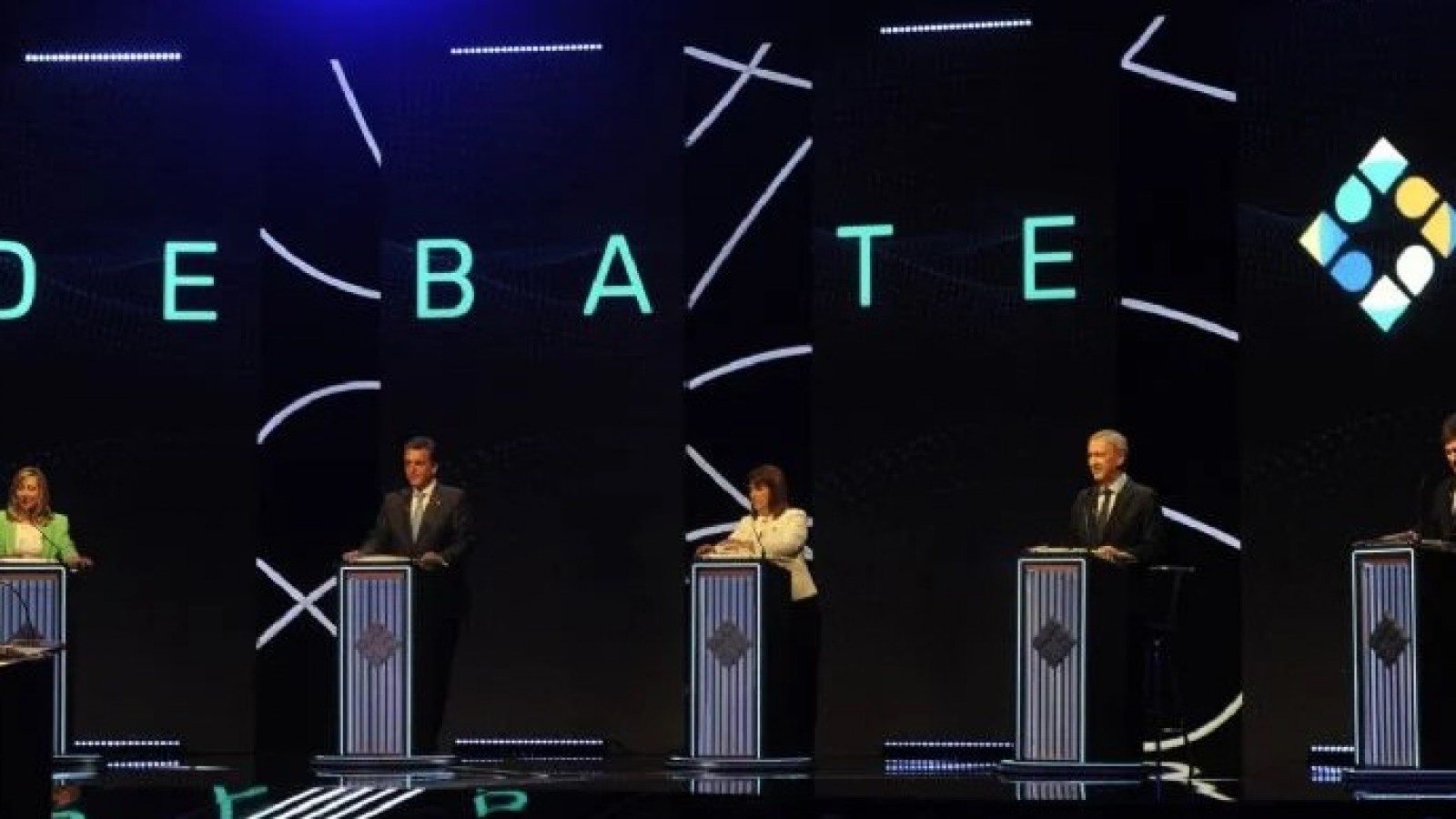 <p>Primer Debate Presidencial 2023 en Santiago del Estero. Foto Telam <a class="continue" href="https://portada.com.ar/el-primer-debate-presidencial-2023-mas-rating-que-el-superclasico-del-futbol/debate-2023-2/">Continúa leyendo<span> Debate presidencial